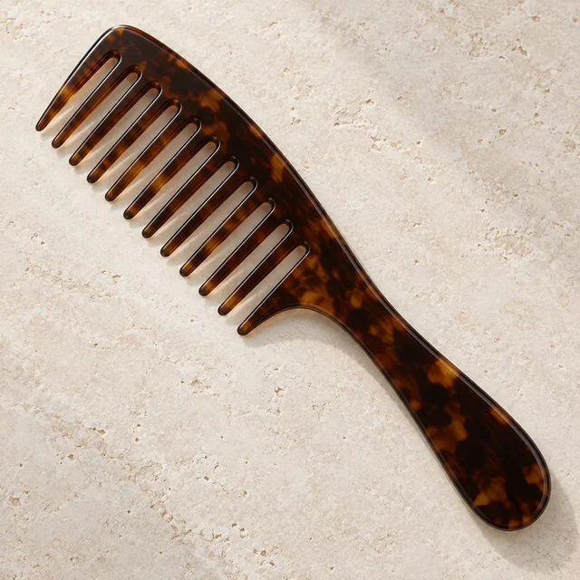 Wide-tooth comb